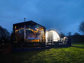 Property grounds - Cherry Pod (Shrewsbury)