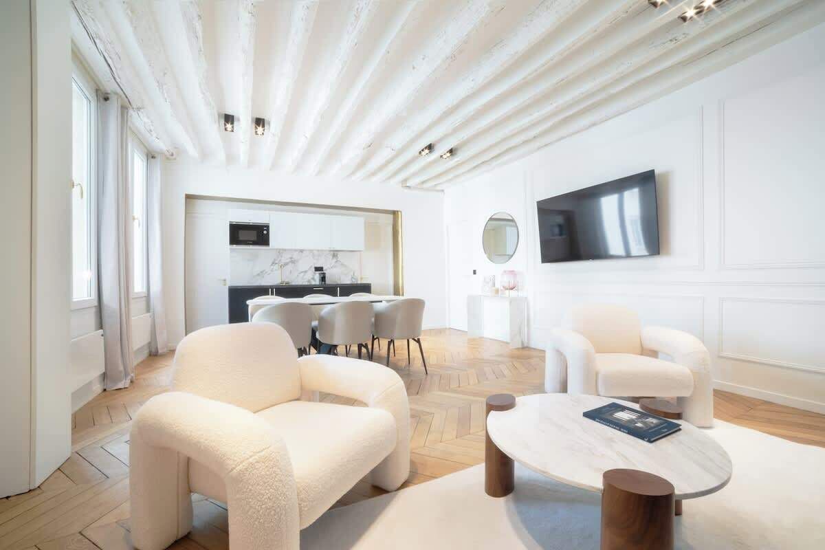 Télévision, espaces bureaux