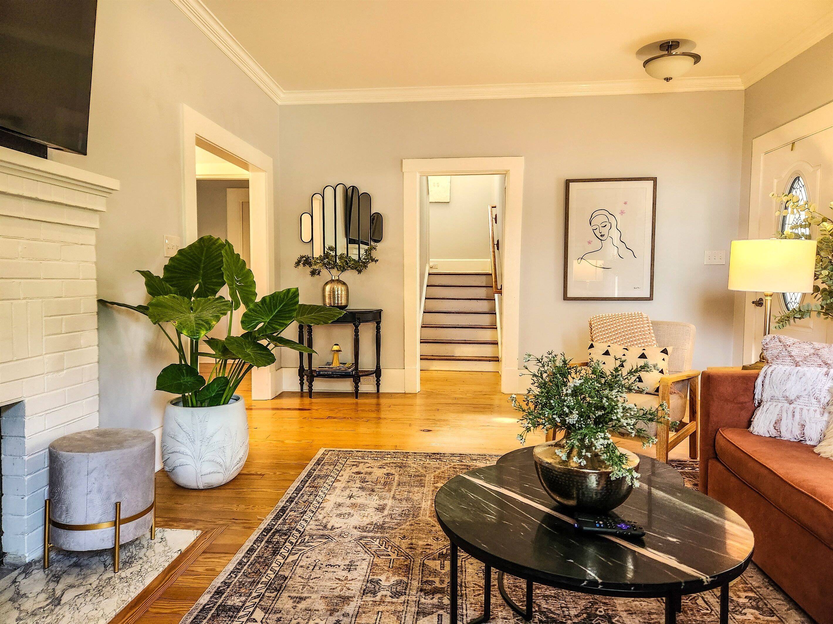 智能电视、壁炉