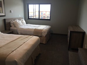 1 Schlafzimmer, Schreibtisch, WLAN, Bettwäsche