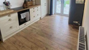 Unclassified image, 5 of 18, button - Remarkable 3-bed Country Home With Conservatory (Truro)