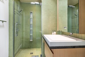Bathtub, hair dryer, towels