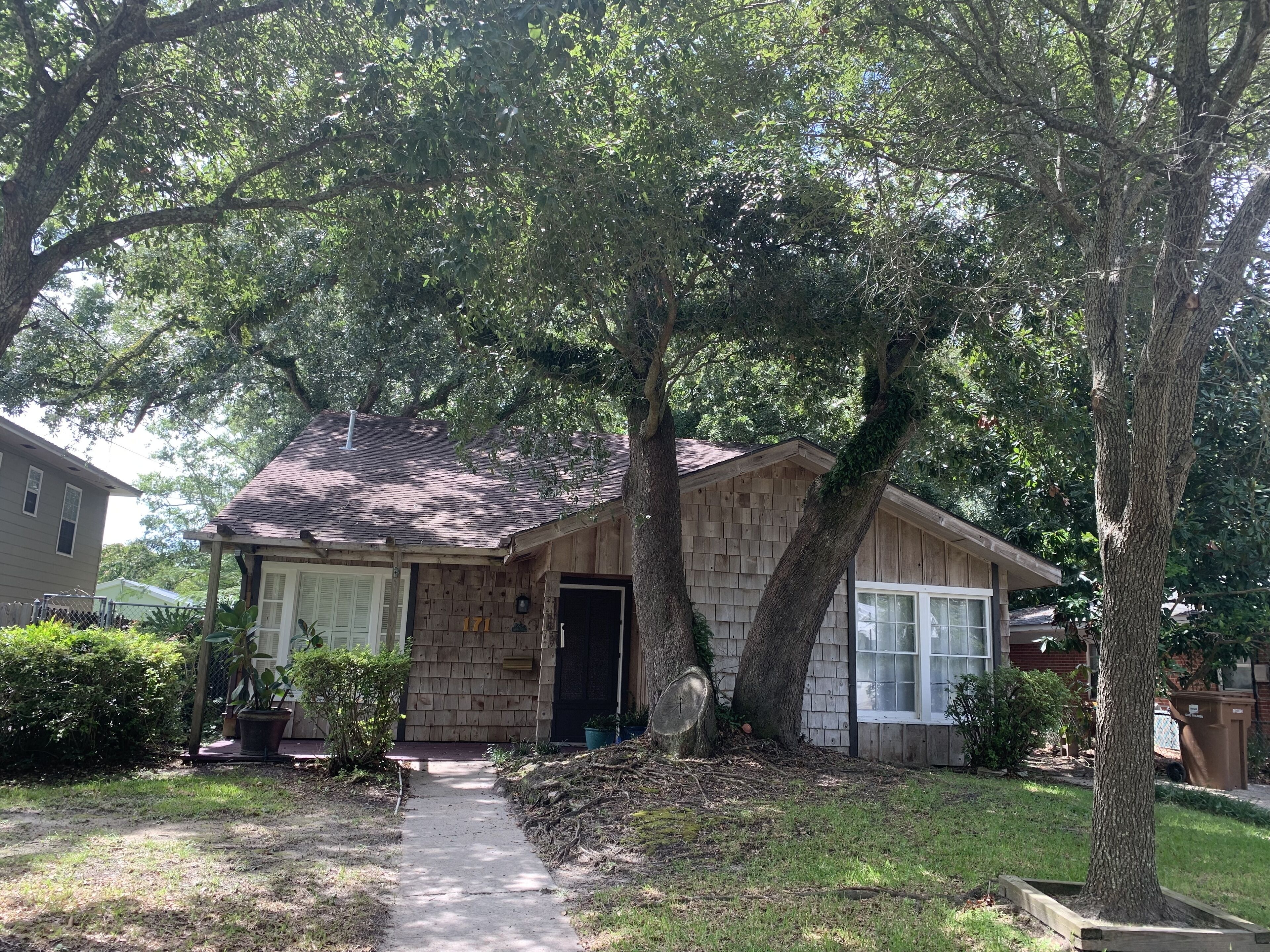 New large home on 30-Day market-Just off the beach in Biloxi near Keesler AFB