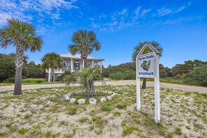 Exterior - Welcome to Tip-Sea Turtle! (St. George Island)