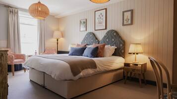 Individually decorated, desk, free WiFi, bed sheets