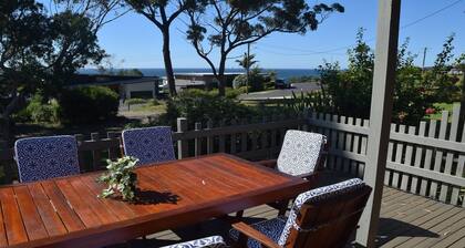 12 Gwainurra Grove, Pambula Beach