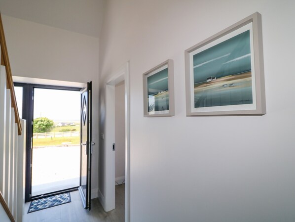 Cottage | Interior - The Cottage (Carrick)