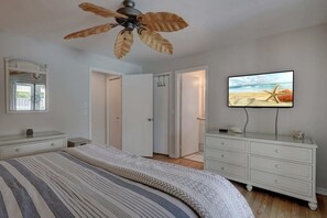 3 室のベッドルーム、アイロン / アイロン台、WiFi、ベッドシーツ
