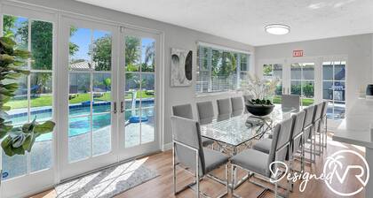 8BR Family Resort with Pool & Playground