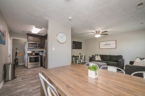 Dining - Cute Four Bedroom, Two Bath in Downtown Phoebus! (Hampton)