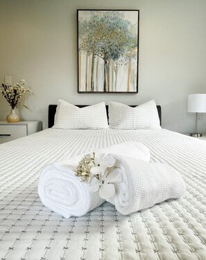 3 chambres, accès au Wi-Fi (inclus), literie fournie