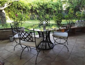 Outdoor dining
