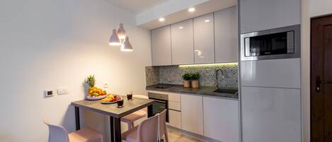 Apartment (0 Bedroom) | Eigene Küche