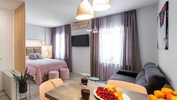 Apartment (0 Bedroom) | Travel crib, free WiFi, bed sheets