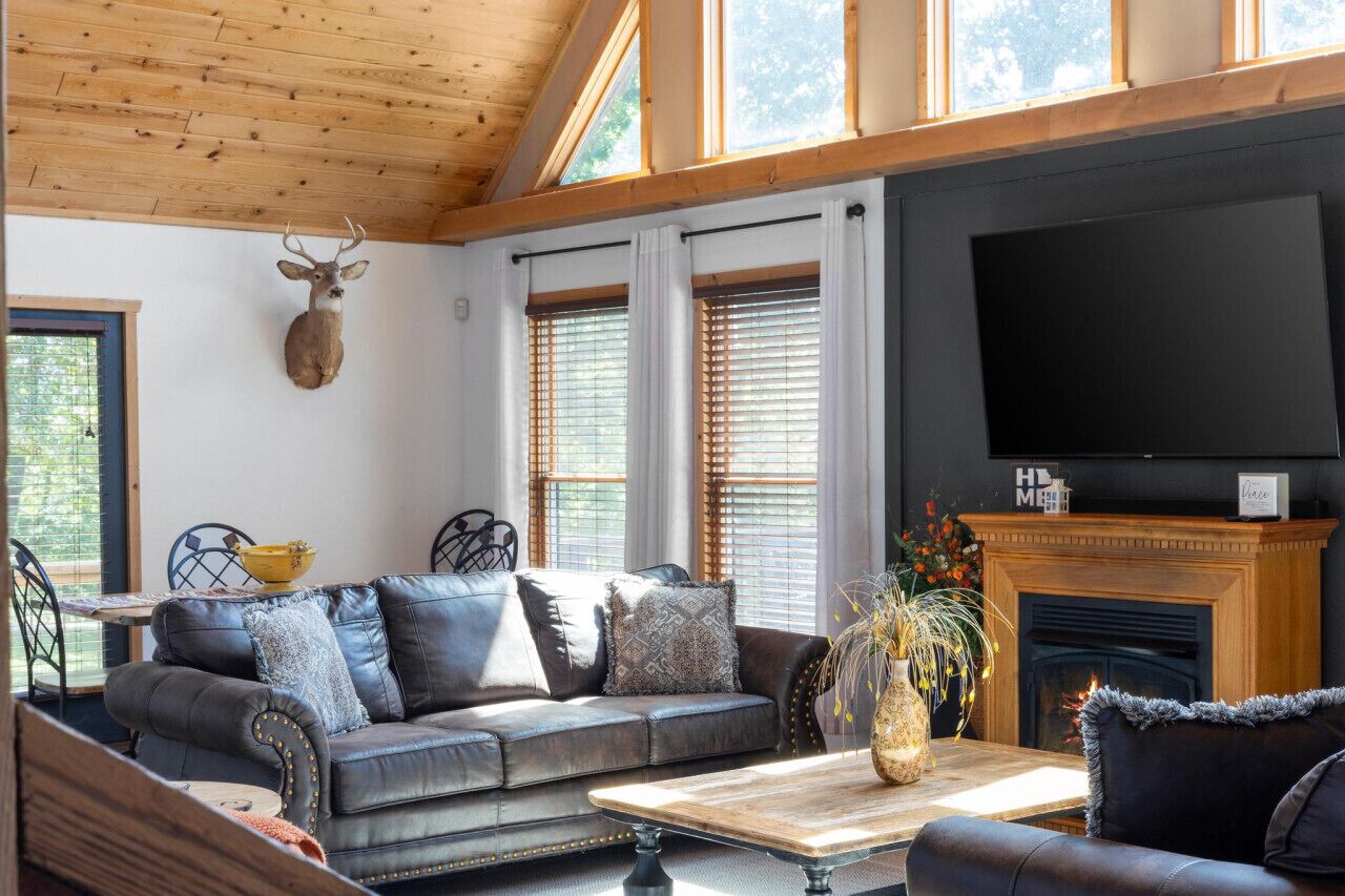 Smart-TV, peis og bøker