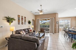 Smart TV, video games, table football, ping pong - Last Minute Disney! Private Pool, Hot Tub, Game Room & Themed Bedrooms. Book Now! #15092 (Orlando)