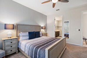 6 habitaciones, tabla de planchar con plancha, wifi y ropa de cama 