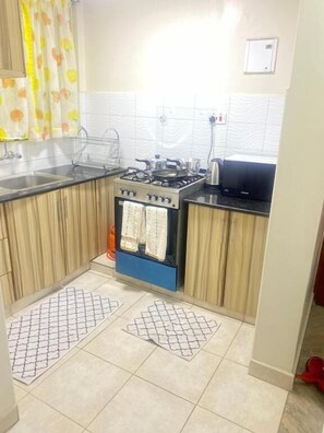 Coffee/tea maker, dining tables - Itumo by Homes by Della (Nairobi)