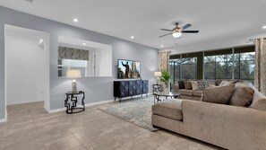 Smart TV - Last Minute Disney Getaway! Villa with Private Pool & Hot Tub. Book Now! #56835 (Orlando)