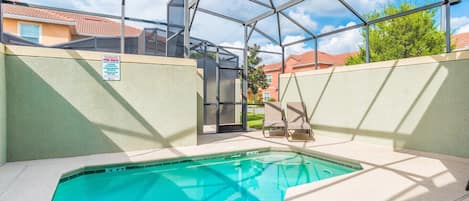 Et oppvarmet basseng