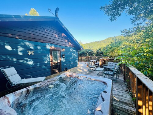 Arcade game, secluded,relaxing retreat, great for families, kids friendly