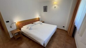 1 soverom, wi-fi (inkludert) og sengetøy