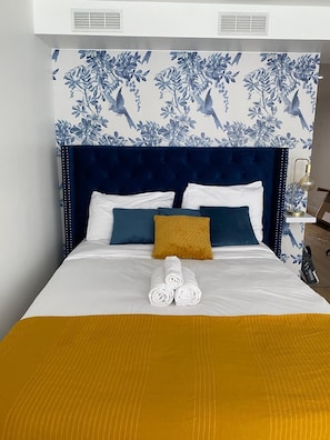 1 chambre, fer et planche à repasser, Wi-Fi, draps fournis