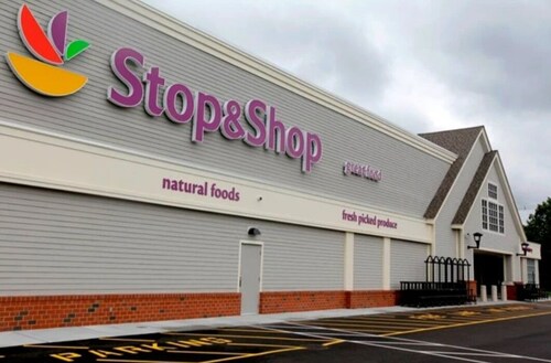 3 bedroom apartment near Beaches and Outlets Mall