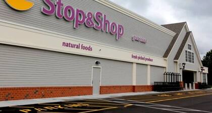 3 bedroom apartment near Beaches and Outlets Mall