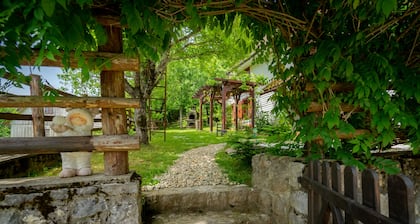 Charming Holiday House in Velika Lesnica