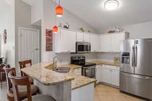 Dishwasher, dining tables - Palm Breeze II - Heated Pool, Private Beach Access, Complimentary Beach Service! (Miramar Beach)