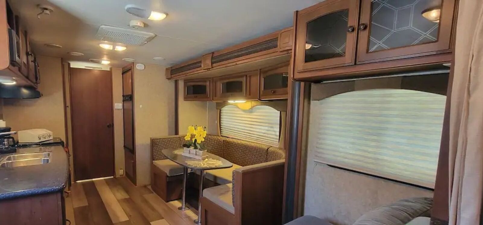 # 42 Camper/RV Econo Stay