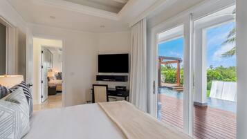 5 bedrooms, desk, iron/ironing board, free WiFi