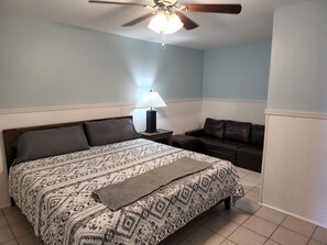 1 bedroom, free WiFi, bed sheets - Harrison Hotel Unit E
Pet Friendly
Ground Level (Murrells Inlet)