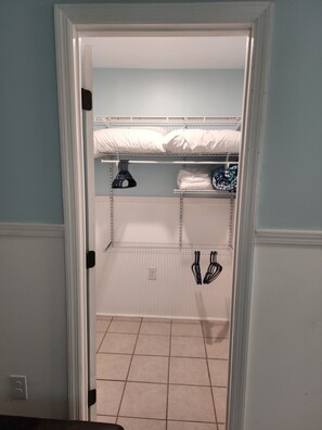 Interior - Harrison Hotel Unit E
Pet Friendly
Ground Level (Murrells Inlet)