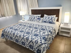 2 bedrooms, iron/ironing board, free WiFi