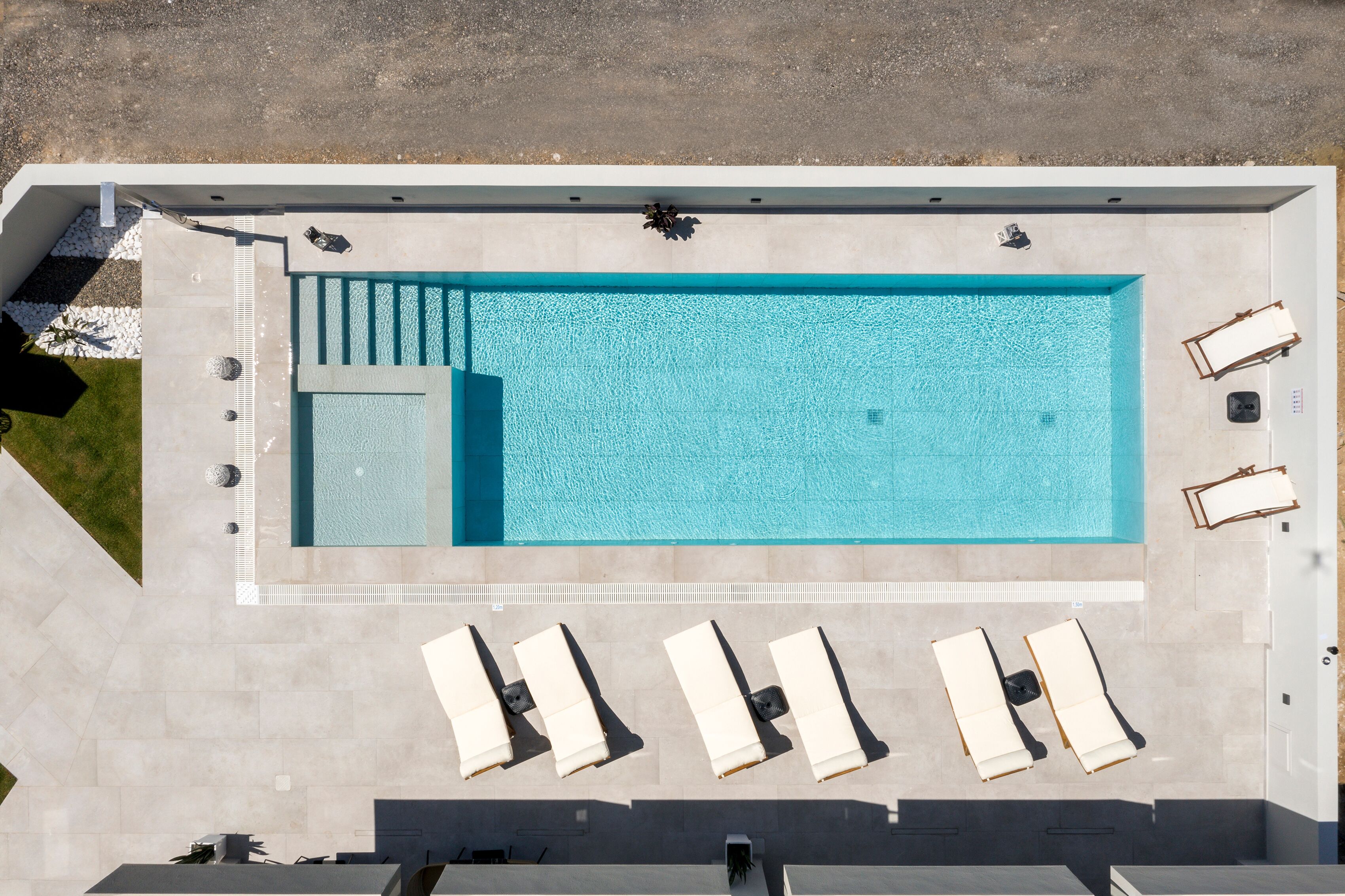 Outdoor pool, open 8:00 AM to 9:00 PM, pool umbrellas, sun loungers