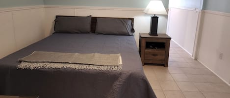 1 bedroom, free WiFi, bed sheets