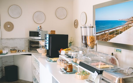 Daily buffet breakfast (EUR 8 per person)