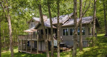 Do Friendly Retreat w/ Deck & Meadow Views