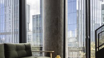 Gallery Room | Living area