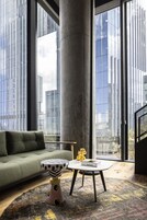 Gallery Room | Living area