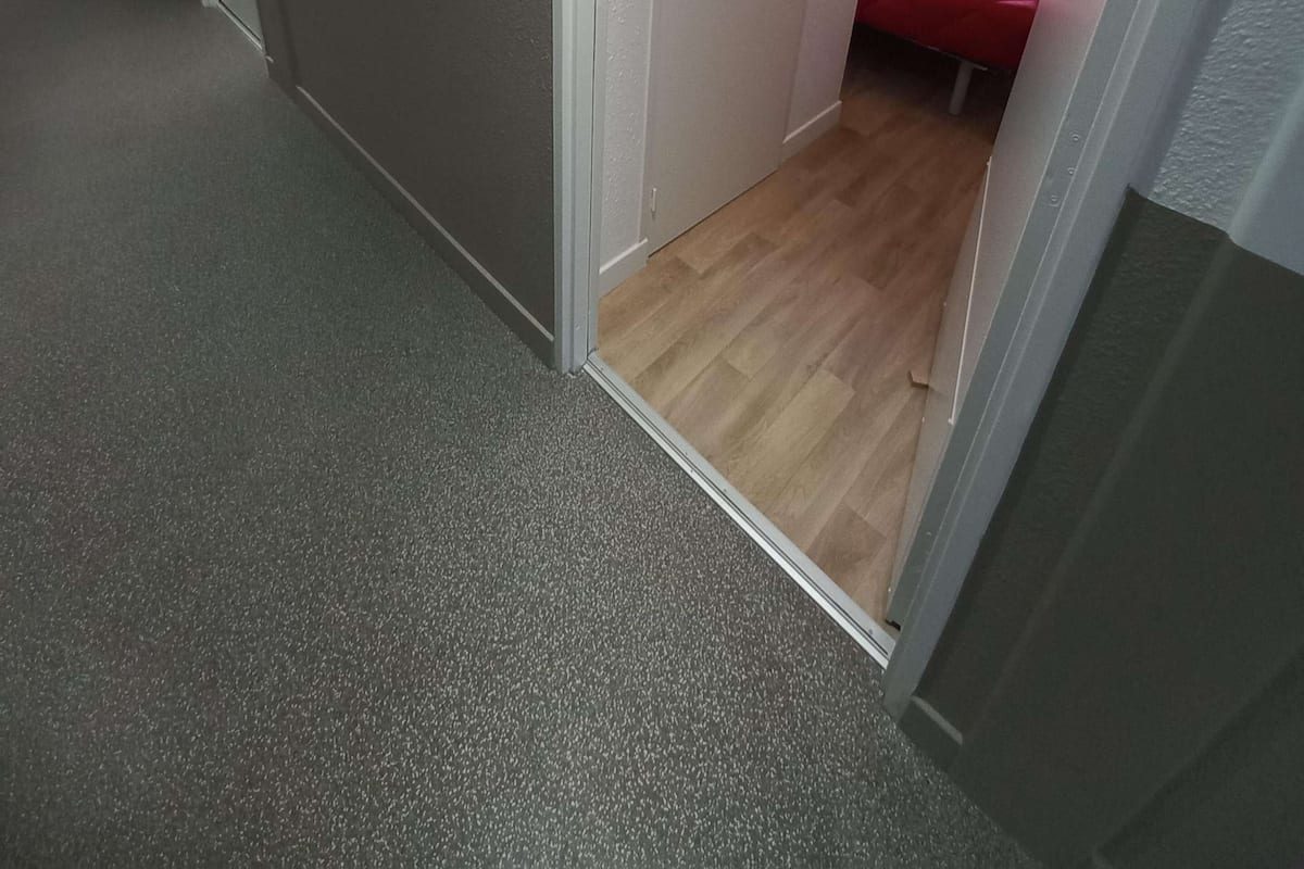 Standard Room, 1 Double Bed | Premium bedding, desk, laptop workspace, blackout drapes