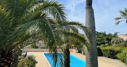 La ciotat,parking piscine clim Ă 10 min Ă pied mer
