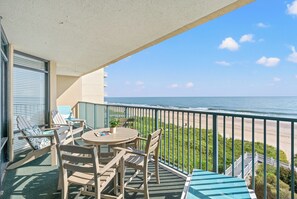 Luokittelematon kuva, 2 kautta 42, painike