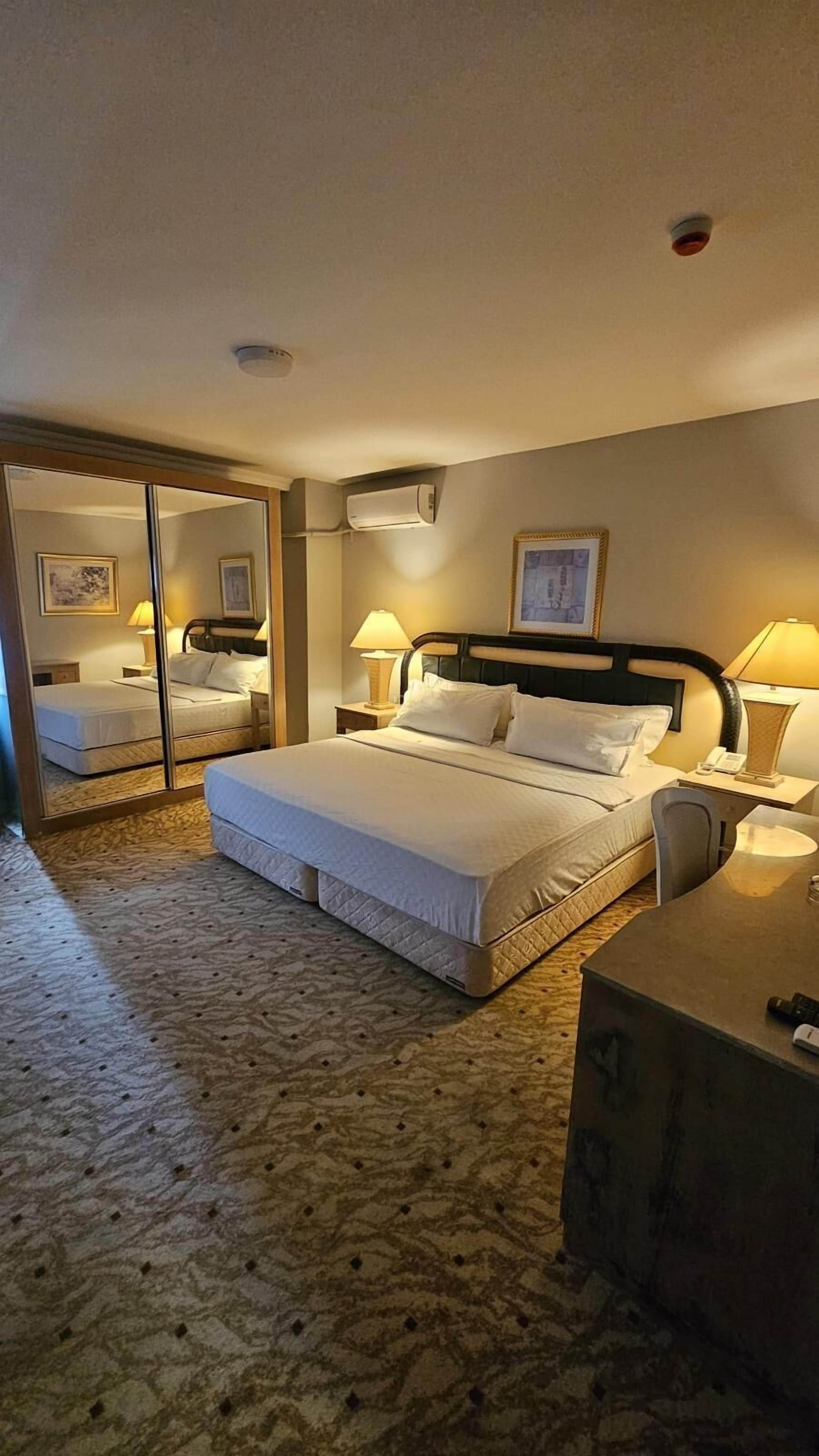 Foto - Sever Suites Hotel