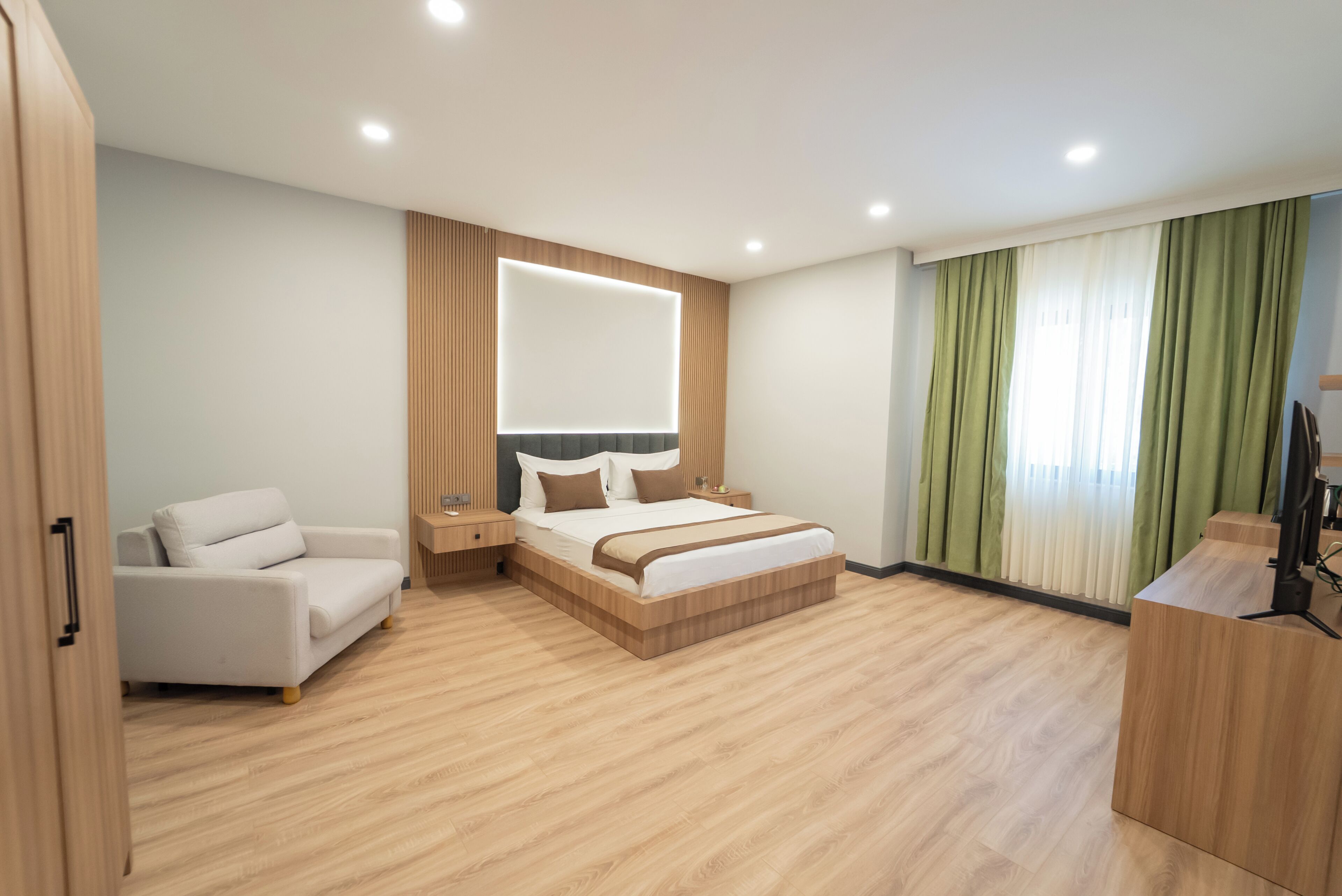 Photo - Sever Suites Hotel