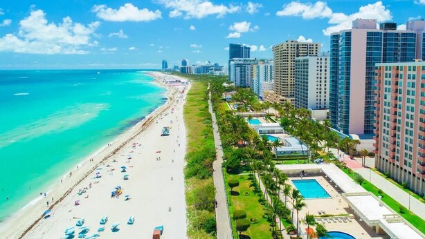 Villa, 1 King Bed | Beach - Near Design District Cozy Studio Kingbed Freeparki (Miami)