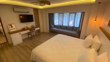 Superior Double or Twin Room | Premium bedding, minibar, in-room safe, desk