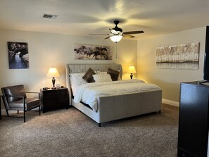 4 bedrooms, iron/ironing board, free WiFi, bed sheets